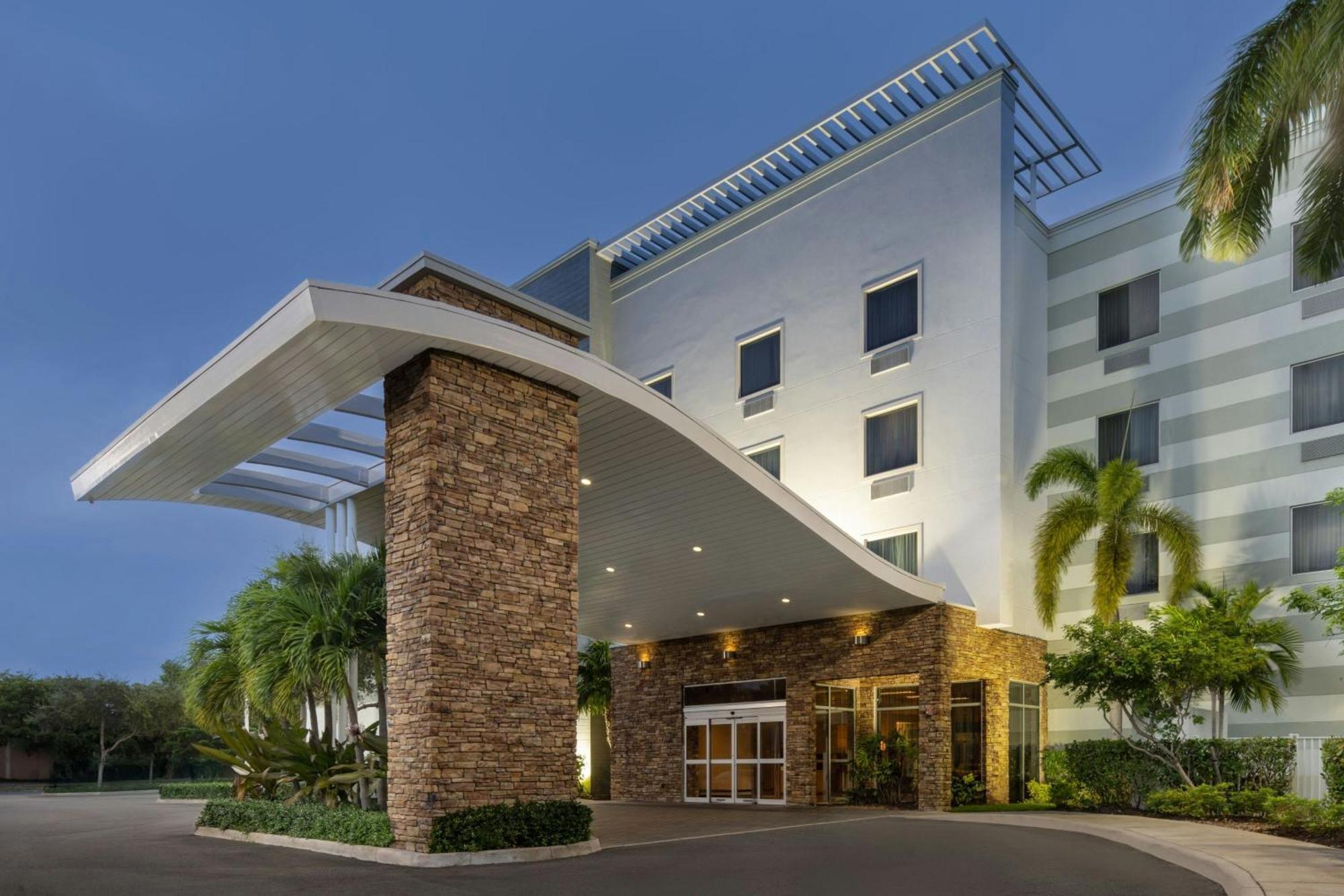 Fairfield Inn & Suites By Marriott Delray Beach I-95 Eksteriør billede